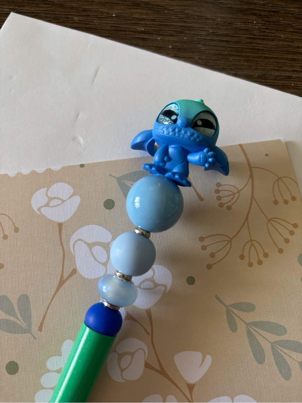 Disney Doorables: Lilo & Stitch: Stitch angry dual color handmade beaded pen